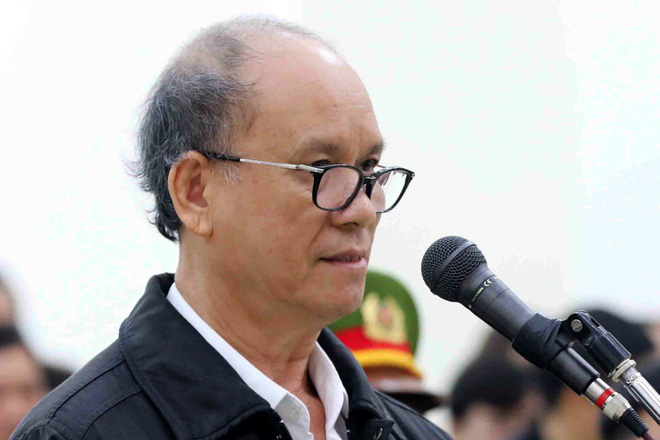 Cựu chủ tịch Đà Nẵng Trần Văn Minh lĩnh 17 năm tù - Ảnh 2. Cựu chủ tịch Đà Nẵng Trần Văn Minh lĩnh 17 năm tù - Ảnh 2.