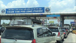Trạm thu phí để xe ùn tắc dịp Tết sẽ bị phạt đến 70 triệu đồng