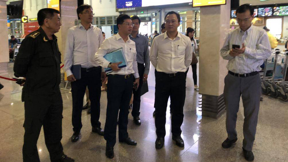 Cứ 1,4 phút có 1 chuyến bay cất, hạ cánh ở Tân Sơn Nhất dịp Tết - Ảnh 1. Cứ 1,4 phút có 1 chuyến bay cất, hạ cánh ở Tân Sơn Nhất dịp Tết - Ảnh 1.