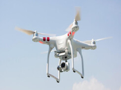 Cấm flycam bay trong phạm vi 8km từ ranh cảng hàng không
