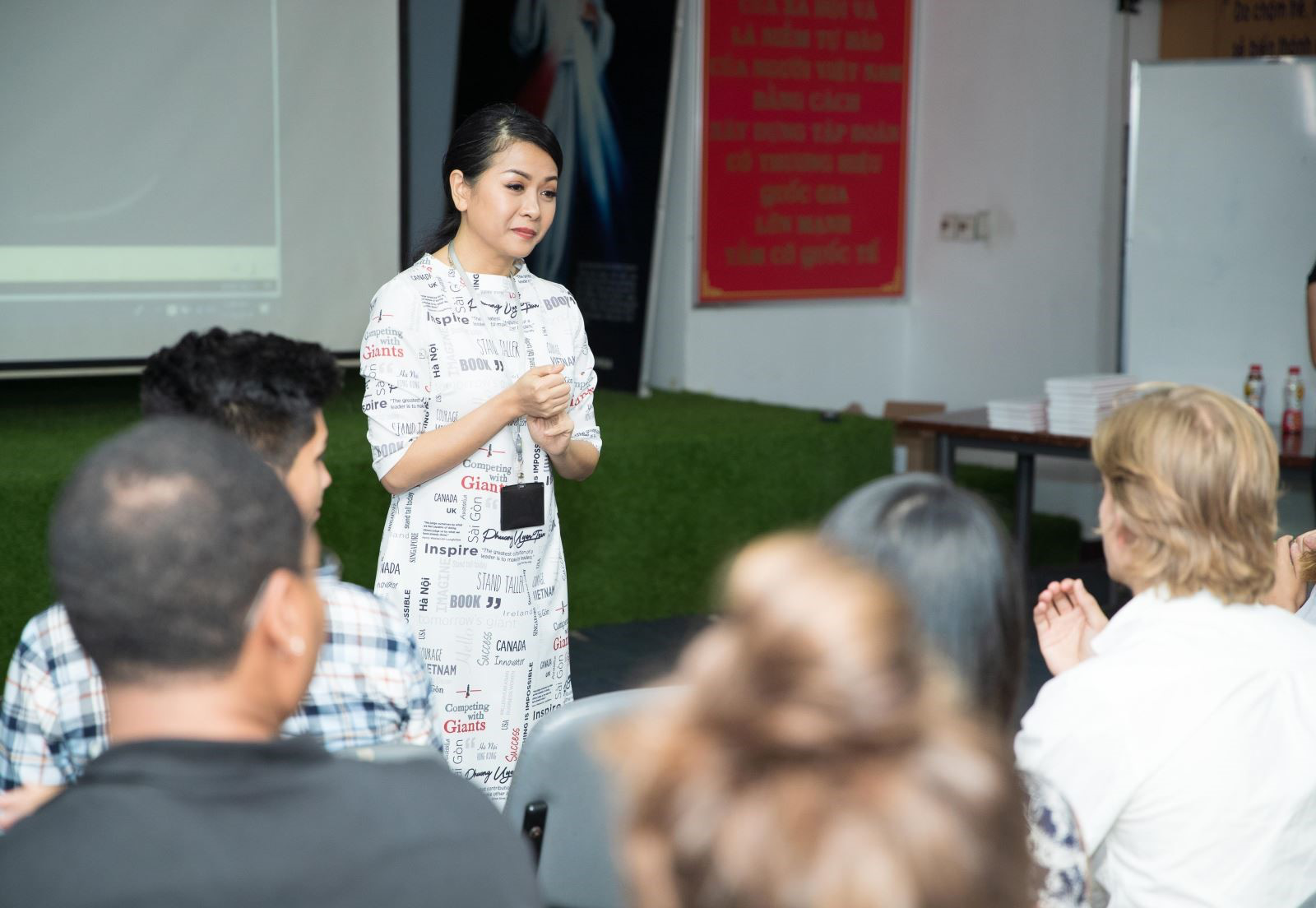 Bà Trần Uyên Phương: Giá trị Tân Hiệp Phát mang lại sẽ cao hơn giá sản phẩm - Ảnh 1. Bà Trần Uyên Phương: Giá trị Tân Hiệp Phát mang lại sẽ cao hơn giá sản phẩm - Ảnh 1.