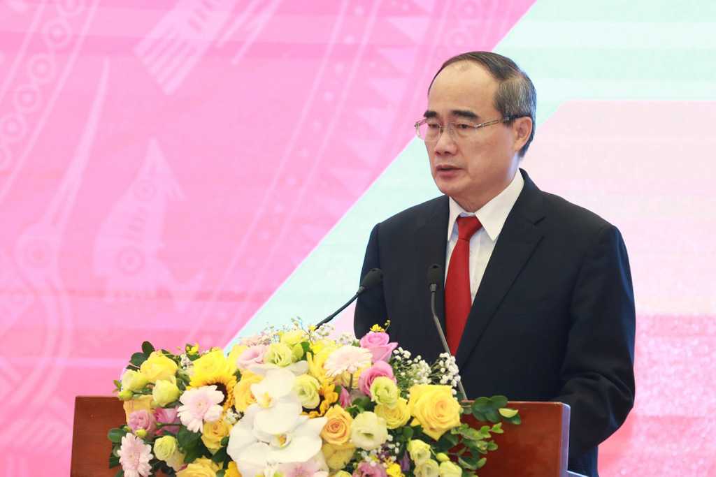 Bí thư TP HCM: Hợp tác với địa phương khác là để tự cứu mình - Ảnh 1. Bí thư TP HCM: Hợp tác với địa phương khác là để tự cứu mình - Ảnh 1.