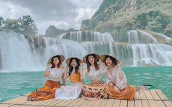 So sánh tour du lịch Tết Hà Nội - Cao Bằng 3 ngày 2 đêm: Giá tour không chênh nhiều, khách nên chọn các ưu đãi kèm