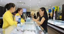 Thế Giới Di Động, Vinamilk, PNJ: Những gã khổng lồ đang loay hoay trong bài toán tăng trưởng
