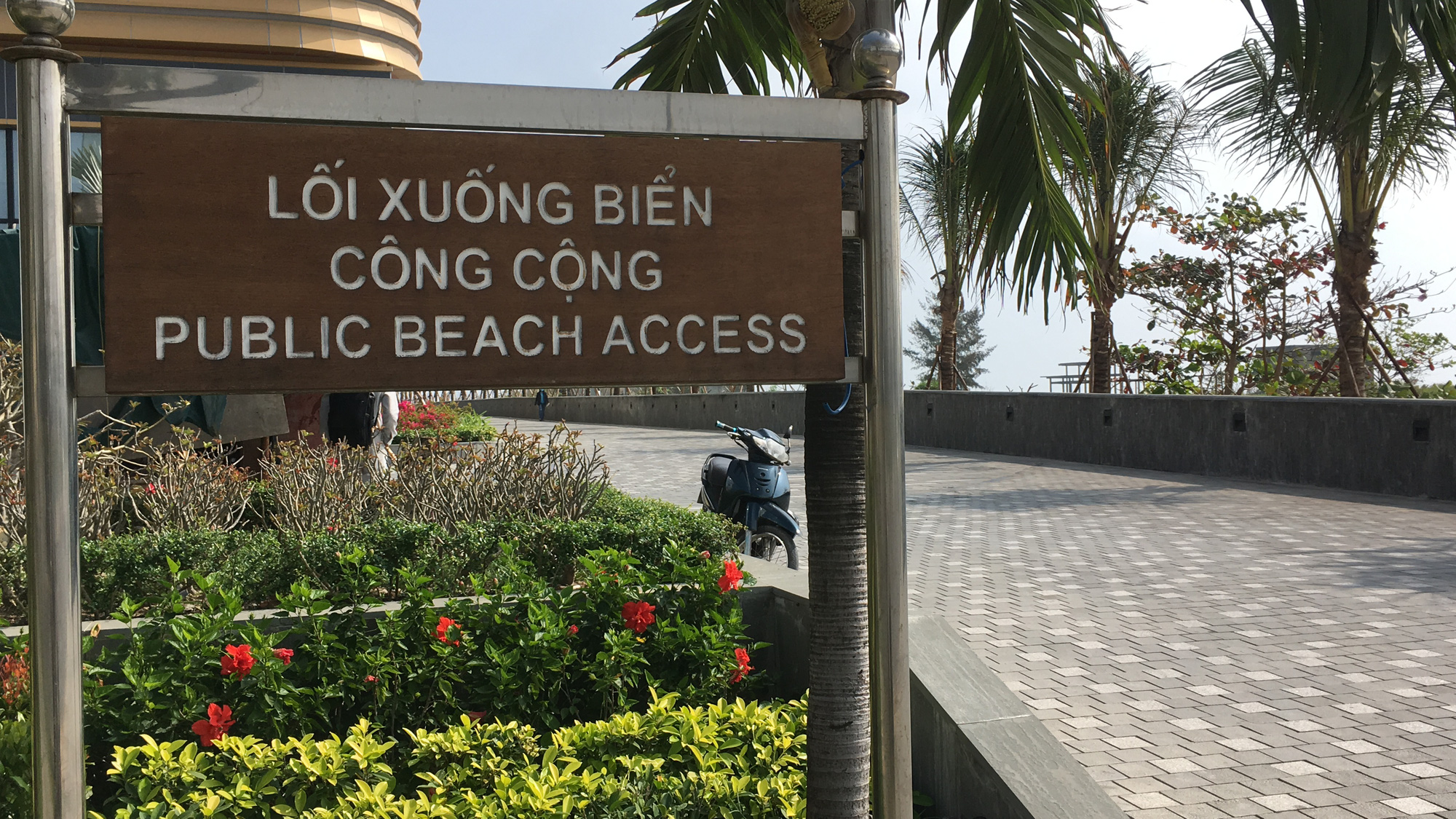 Cận cảnh 3 lối xuống biển mới ở Đà Nẵng được bàn giao trước Tết Canh Tý cho người dân thụ hưởng - Ảnh 8. Cận cảnh 3 lối xuống biển mới ở Đà Nẵng được bàn giao trước Tết Canh Tý cho người dân thụ hưởng - Ảnh 8.
