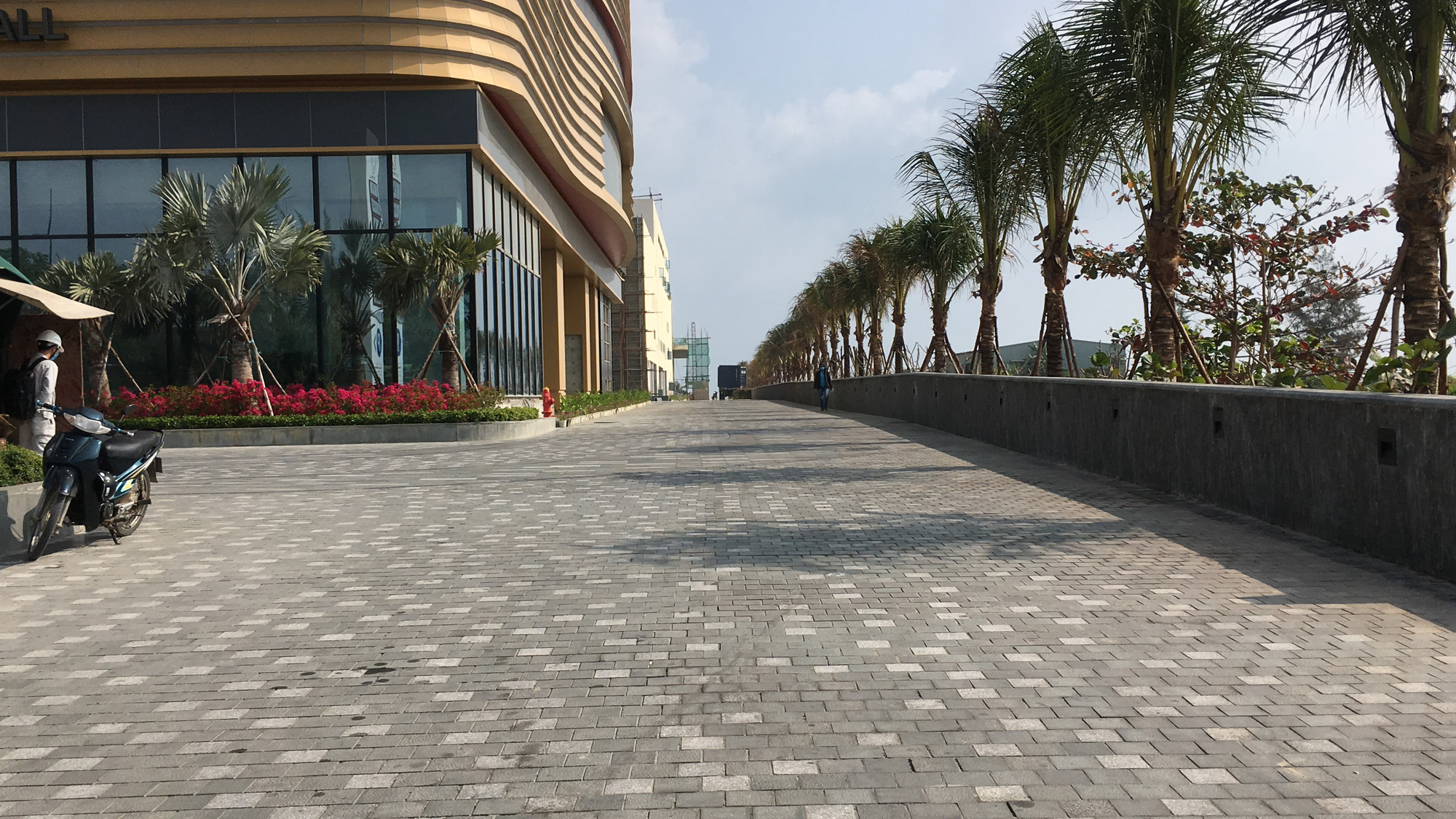 Cận cảnh 3 lối xuống biển mới ở Đà Nẵng được bàn giao trước Tết Canh Tý cho người dân thụ hưởng - Ảnh 9. Cận cảnh 3 lối xuống biển mới ở Đà Nẵng được bàn giao trước Tết Canh Tý cho người dân thụ hưởng - Ảnh 9.