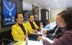 Bán vàng bạc đá quý, doanh nghiệp của bà Cao Thị Ngọc Dung mỗi ngày có lời gần 4,2 tỉ đồng