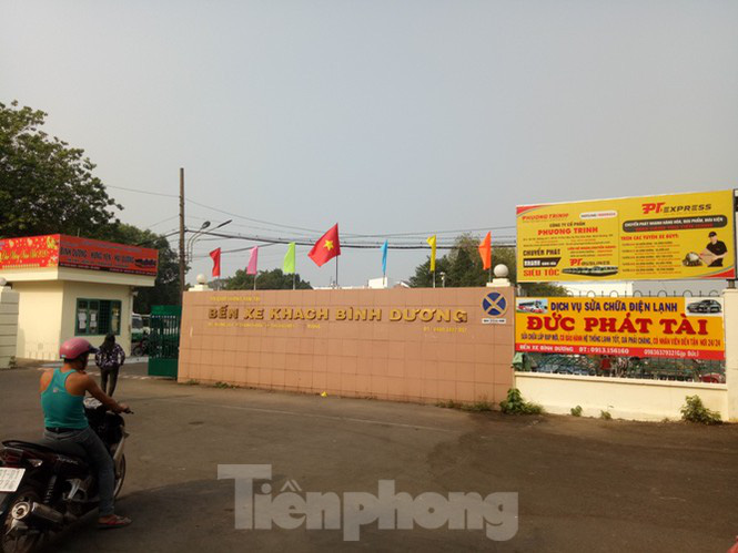 Bến xe vắng như ‘Chùa Bà Đanh’ vì công nhân được tặng vé xe về Tết - Ảnh 6.