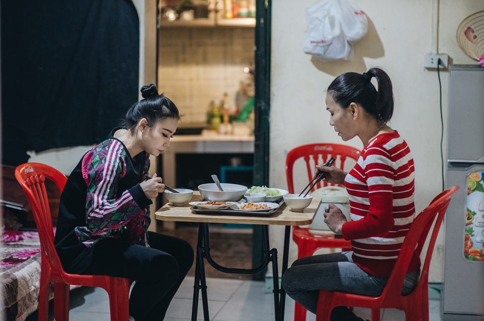 Phía sau sự nghiệp thể thao đỉnh cao của con có bóng dáng của mẹ đơn thân chạy Grab - Ảnh 1. Phía sau sự nghiệp thể thao đỉnh cao của con có bóng dáng của mẹ đơn thân chạy Grab - Ảnh 1.