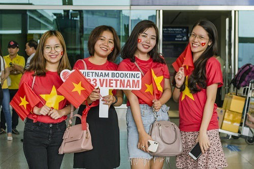 Hàng loạt tour du lịch Thái Lan kết hợp cổ vũ đội tuyển U23 Việt Nam được mở bán - Ảnh 2. Hàng loạt tour du lịch Thái Lan kết hợp cổ vũ đội tuyển U23 Việt Nam được mở bán - Ảnh 2.