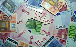 Giá USD hôm nay 13/1: Thụt lùi ngay đầu tuần theo các chỉ số không vui của kinh tế Mỹ