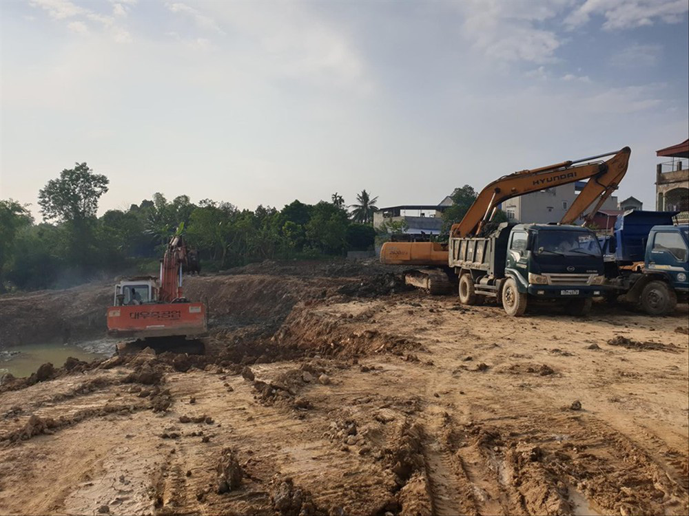 'Cò' đất bắt tay chủ đầu tư: Rủi ro lớn cho khách hàng - Ảnh 1. 'Cò' đất bắt tay chủ đầu tư: Rủi ro lớn cho khách hàng - Ảnh 1.