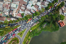 Đường vào bến xe Miền Đông kẹt cứng