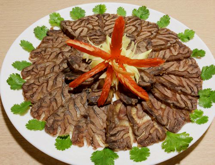 Bắp bò lõi rùa siêu rẻ, dân đua nhau mua nhậu Tết - Ảnh 2. Bắp bò lõi rùa siêu rẻ, dân đua nhau mua nhậu Tết - Ảnh 2.