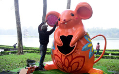 Hà Nội trang trí đường phố