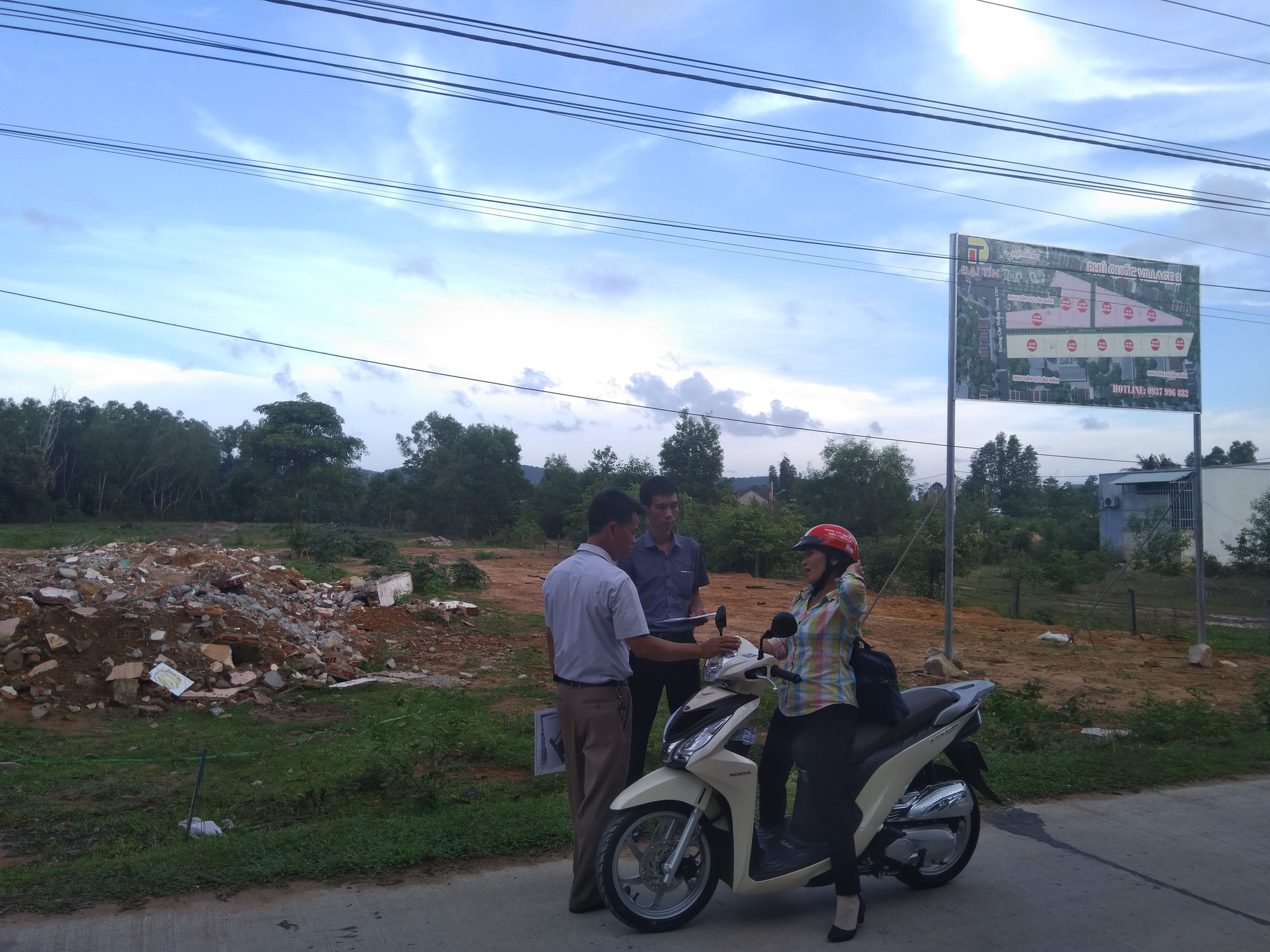 Kiên Giang xin chủ trương bỏ lệnh tạm dừng phân lô, tách thửa ở Phú Quốc - Ảnh 3. Kiên Giang xin chủ trương bỏ lệnh tạm dừng phân lô, tách thửa ở Phú Quốc - Ảnh 3.