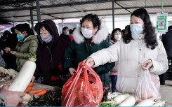 Virus corona - cú đòn choáng váng đánh vào kinh tế Trung Quốc