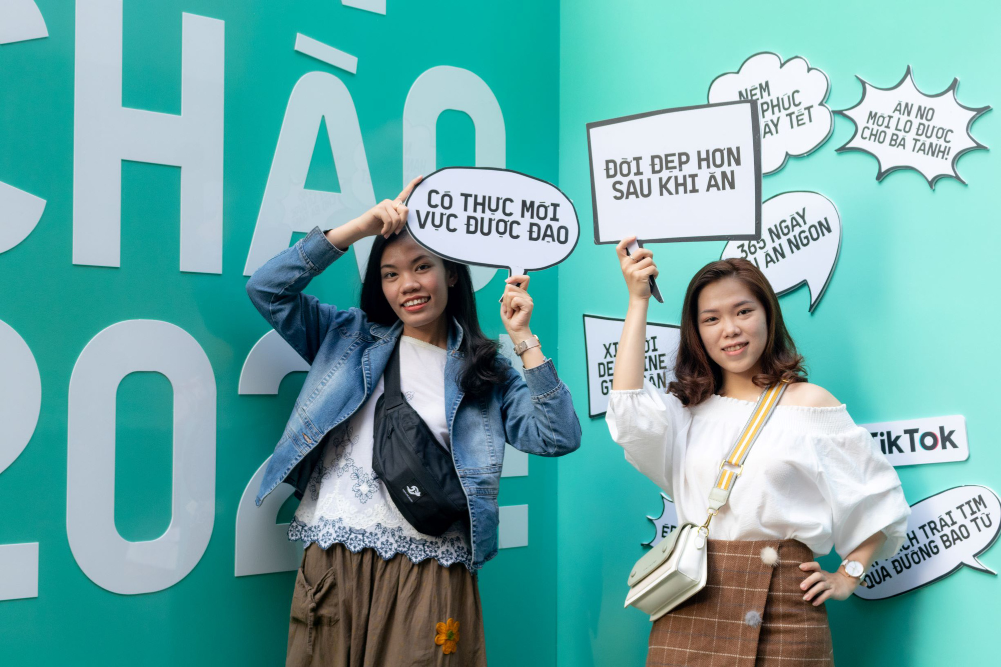 Đường sách đậm chất Tết không thể bỏ qua khi du xuân Sài Thành - Ảnh 5. Đường sách đậm chất Tết không thể bỏ qua khi du xuân Sài Thành - Ảnh 5.