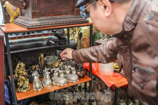 'Thời ông bà anh' ở phiên chợ Tết kì lạ đất Hà Thành - Ảnh 3. 'Thời ông bà anh' ở phiên chợ Tết kì lạ đất Hà Thành - Ảnh 3.