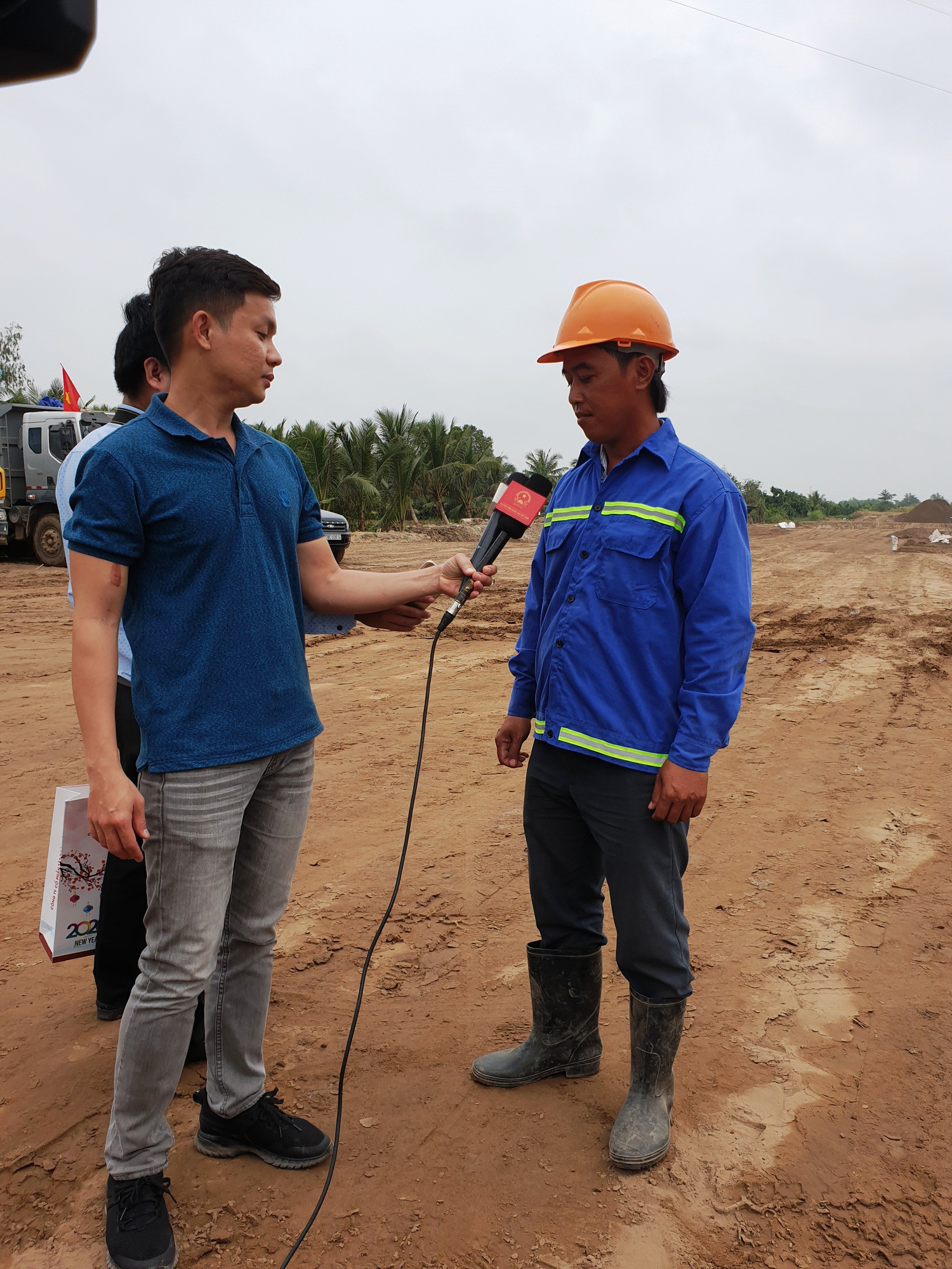 Chuyện có thật trên công trường cao tốc Trung Lương- Mỹ Thuận - Ảnh 3. Chuyện có thật trên công trường cao tốc Trung Lương- Mỹ Thuận - Ảnh 3.