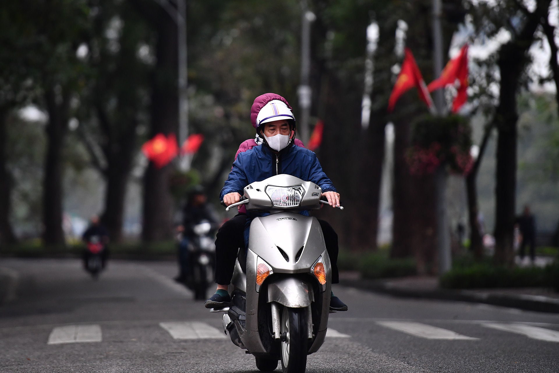 Nguoi Ha Noi hoat dong nhu ngay thuong ngay sang mung 1 Tet hinh anh 22 a4_zing5.jpg Nguoi Ha Noi hoat dong nhu ngay thuong ngay sang mung 1 Tet hinh anh 22 a4_zing5.jpg