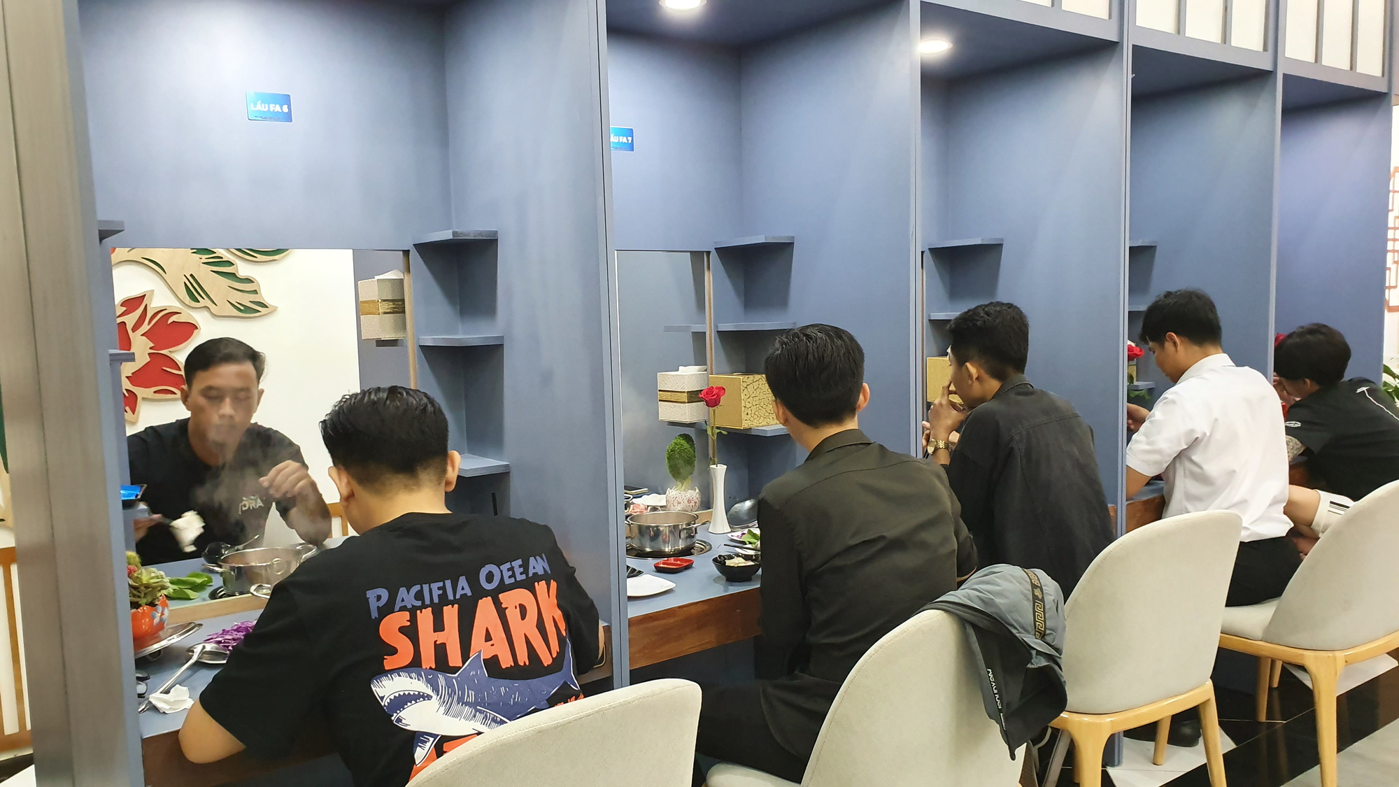 Quán lẩu giúp khách hàng thoát ế tại TP HCM với giá chỉ hơn 100.000 đồng - Ảnh 8. Quán lẩu giúp khách hàng thoát ế tại TP HCM với giá chỉ hơn 100.000 đồng - Ảnh 8.