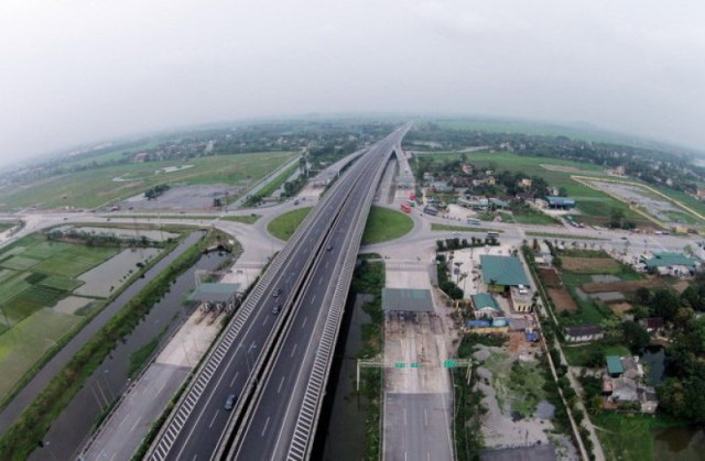 Hà Nội phê duyệt 12 dự án sử dụng vốn đầu tư công - Ảnh 1. Hà Nội phê duyệt 12 dự án sử dụng vốn đầu tư công - Ảnh 1.