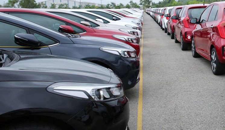2020, xe nội địa đồng loạt giảm giá, tha hồ chọn mua ô tô - Ảnh 1. 2020, xe nội địa đồng loạt giảm giá, tha hồ chọn mua ô tô - Ảnh 1.