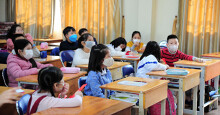 Hình ảnh khẩu trang 'đi muôn nơi' giữa đại dịch Corona