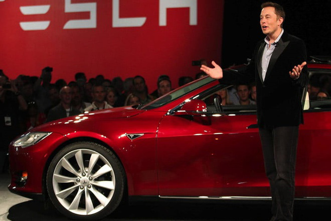 Elon Musk - người đàn ông 'viễn tưởng' xây dựng kỉ nguyên mới cho ôtô điện - Ảnh 2. Elon Musk - người đàn ông 'viễn tưởng' xây dựng kỉ nguyên mới cho ôtô điện - Ảnh 2.
