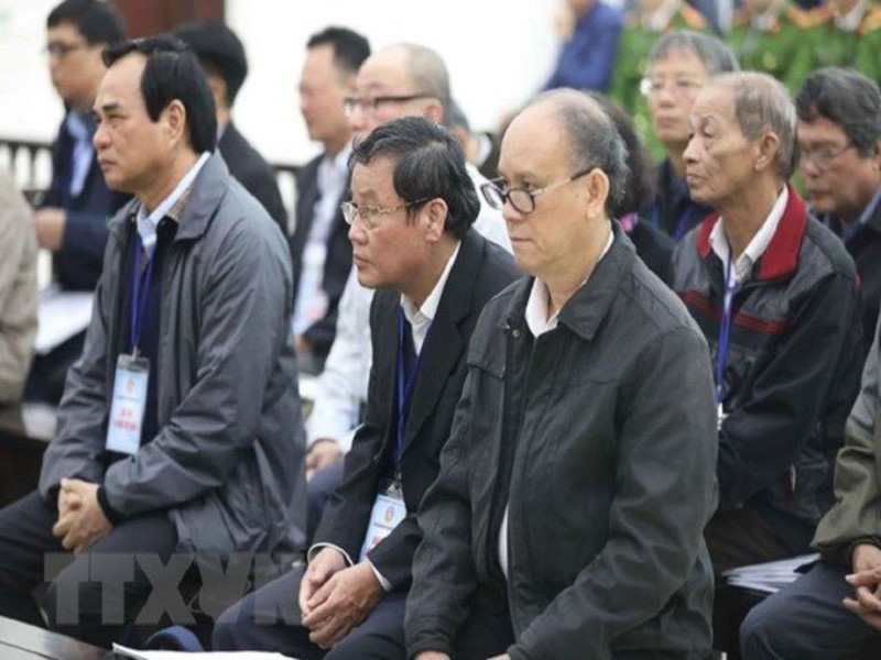 Cựu chủ tịch Đà Nẵng: Kí chỉ để hoàn thành thủ tục - Ảnh 1.