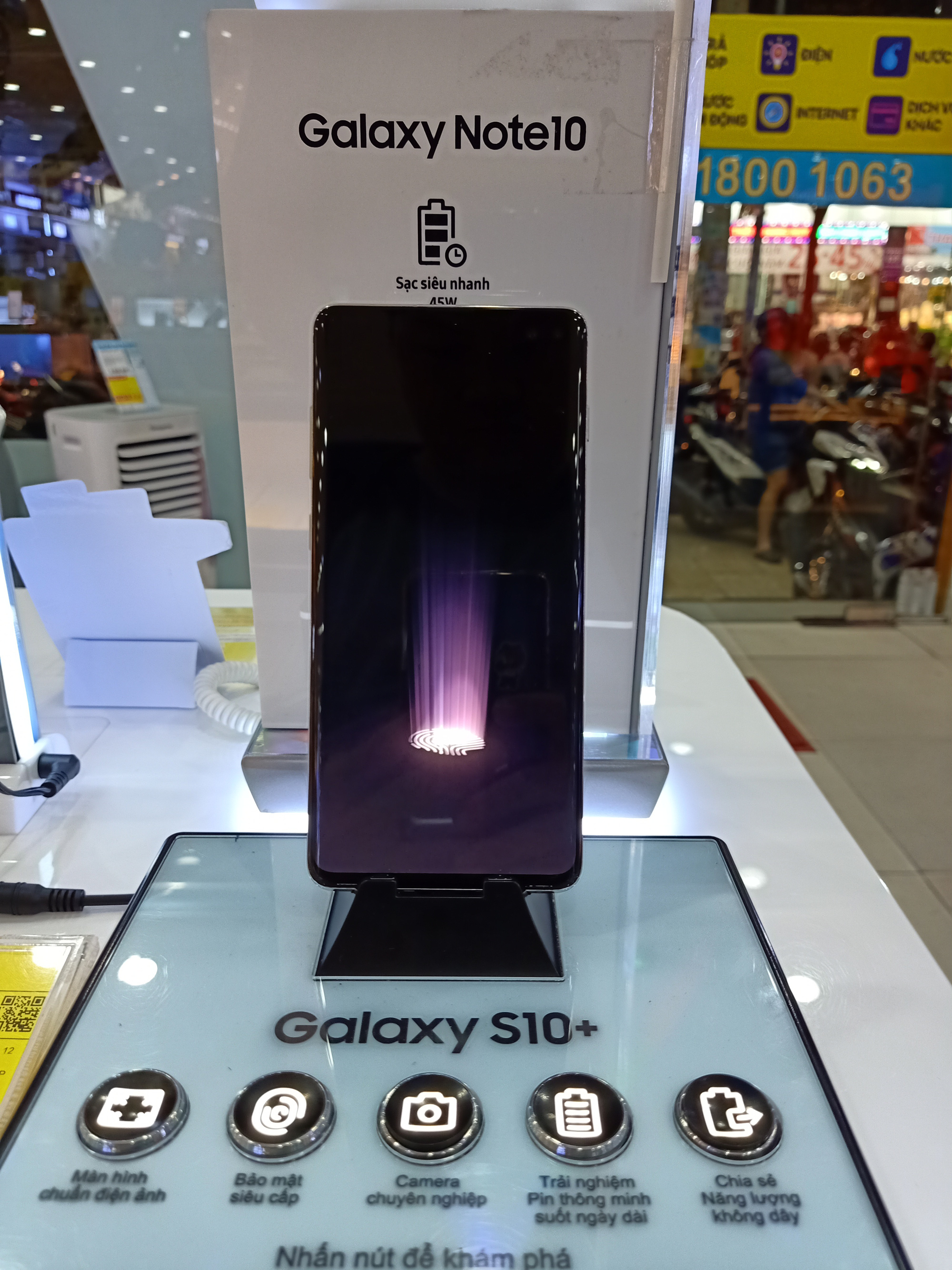 Điện thoại giảm giá tuần này: Android có nhiều ưu đãi hơn iPhone - Ảnh 2. Điện thoại giảm giá tuần này: Android có nhiều ưu đãi hơn iPhone - Ảnh 2.