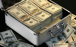 Giá USD hôm nay 13/2: Liên tục tăng, USD thành nơi trú ẩn an toàn trước virus corona