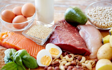 Giá cả thị trường hôm nay 8/1: Heo hơi rời đỉnh 90.000 đồng/kg, siêu thị giảm sâu hải sản, thịt heo nhập khẩu