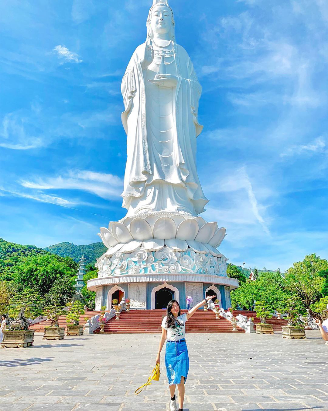 So sánh tour du lịch Tết Hà Nội - Đà Nẵng 4 ngày 3 đêm: Giá tour chênh lệch gần 3 triệu đồng - Ảnh 10. So sánh tour du lịch Tết Hà Nội - Đà Nẵng 4 ngày 3 đêm: Giá tour chênh lệch gần 3 triệu đồng - Ảnh 10.