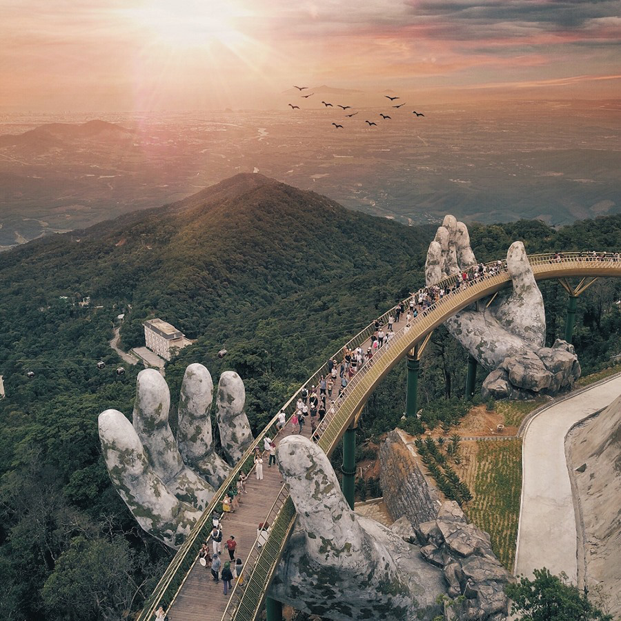 So sánh tour du lịch Tết Hà Nội - Đà Nẵng 4 ngày 3 đêm: Giá tour chênh lệch gần 3 triệu đồng - Ảnh 7. So sánh tour du lịch Tết Hà Nội - Đà Nẵng 4 ngày 3 đêm: Giá tour chênh lệch gần 3 triệu đồng - Ảnh 7.