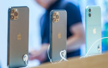 Điện thoại giảm giá tuần này: iPhone 11 và Samsung vẫn nhiều ưu đãi dù dự báo nghẽn hàng do corona