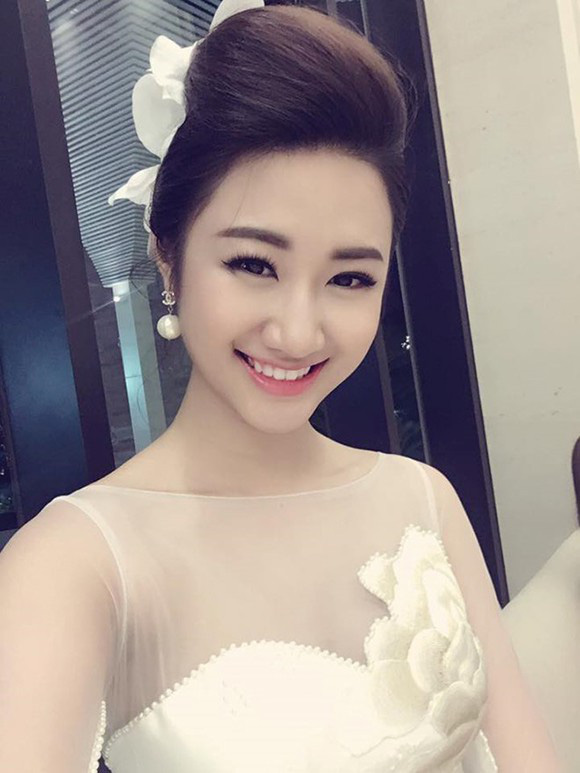 Cuộc sống nhung lụa của 3 Hoa hậu mới sinh con cho chồng đại gia - Ảnh 20.