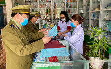 Liên tiếp thu giữ khẩu trang không rõ nguồn gốc, đã có hơn 3.800 nhà thuốc bị xử lí