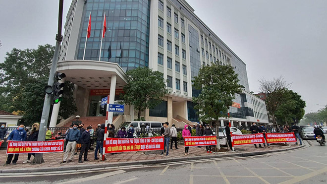 Hà Nội đồng ý mời đơn vị nước ngoài tham gia phá dỡ 8B Lê Trực - Ảnh 4. Hà Nội đồng ý mời đơn vị nước ngoài tham gia phá dỡ 8B Lê Trực - Ảnh 4.