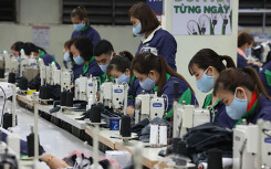 Kinh tế Việt Nam trong vòng xoáy virus corona