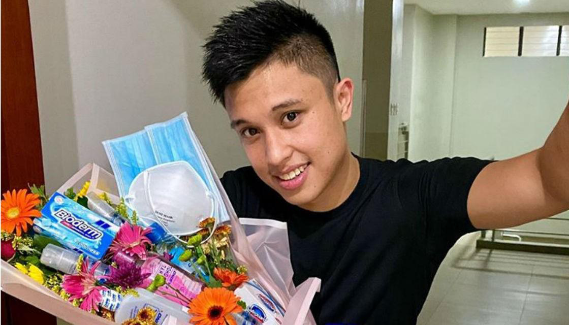 Quà Valentine thời dịch nCoV: Thay socola bằng khẩu trang, nước rửa tay sát khuẩn - Ảnh 2. Quà Valentine thời dịch nCoV: Thay socola bằng khẩu trang, nước rửa tay sát khuẩn - Ảnh 2.