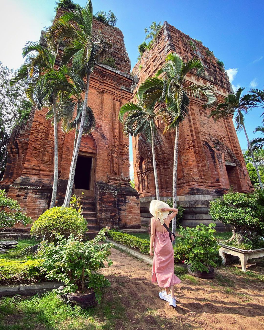 So sánh tour du lịch Hà Nội - Phú Yên - Quy Nhơn 4 ngày 3 đêm: Giá tour chênh lệnh theo chất lượng lưu trú và hãng hàng không tour lựa chọn - Ảnh 9. So sánh tour du lịch Hà Nội - Phú Yên - Quy Nhơn 4 ngày 3 đêm: Giá tour chênh lệnh theo chất lượng lưu trú và hãng hàng không tour lựa chọn - Ảnh 9.