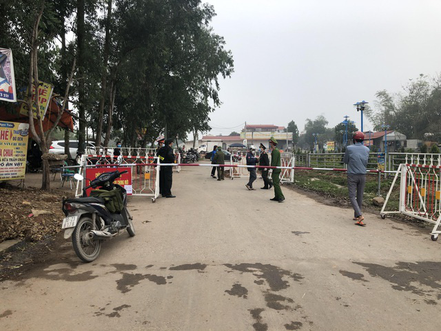 Cuộc sống người dân ở tâm dịch Vĩnh Phúc diễn ra bình thường - Ảnh 1.
