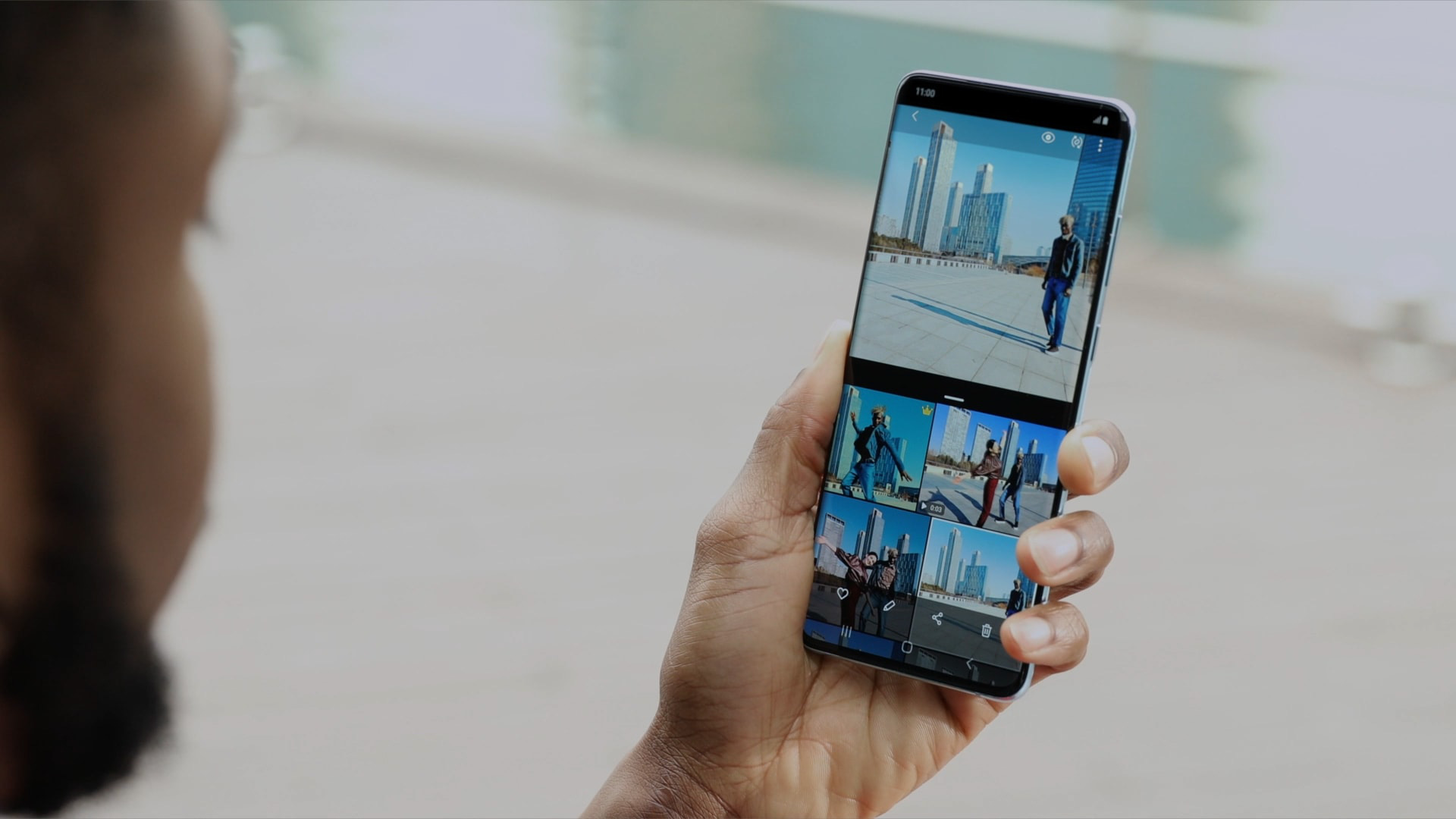5 Ý tưởng Apple cần học hỏi Samsung cho iPhone 12 - Ảnh 1.