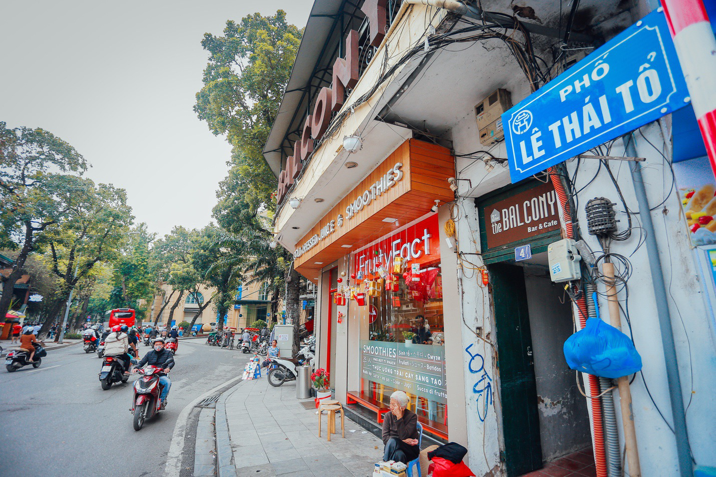 Những con phố nào ở Hà Nội có giá đất đắt ngang ngửa Tokyo, New York? - Ảnh 1. Những con phố nào ở Hà Nội có giá đất đắt ngang ngửa Tokyo, New York? - Ảnh 1.