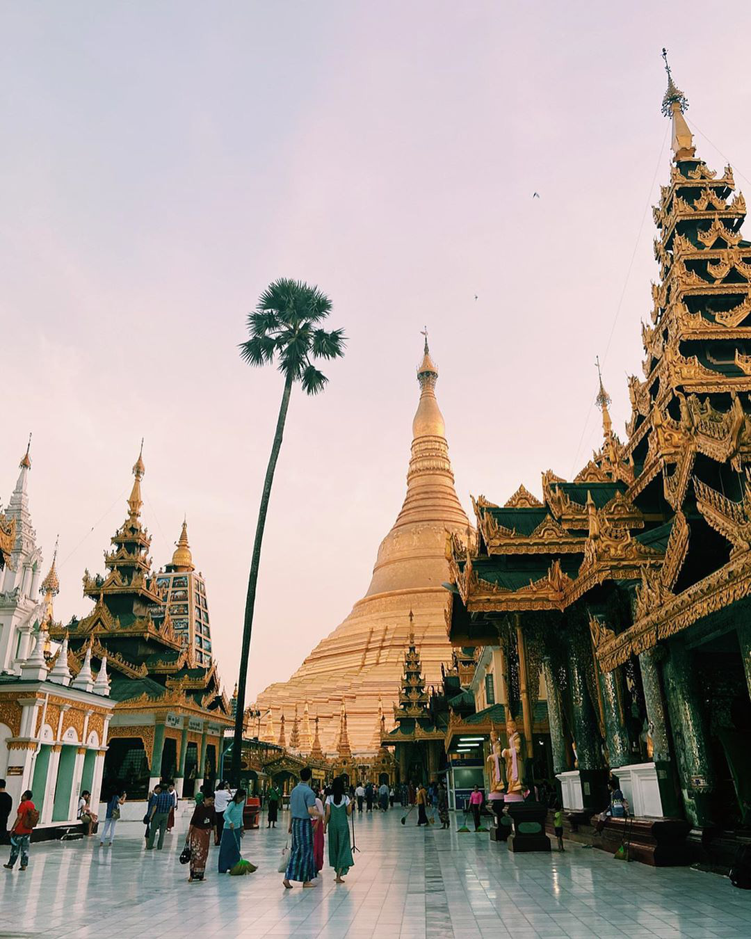 Những điều cần lưu ý khi đến thăm đền chùa ở Myanmar - Ảnh 1. Những điều cần lưu ý khi đến thăm đền chùa ở Myanmar - Ảnh 1.