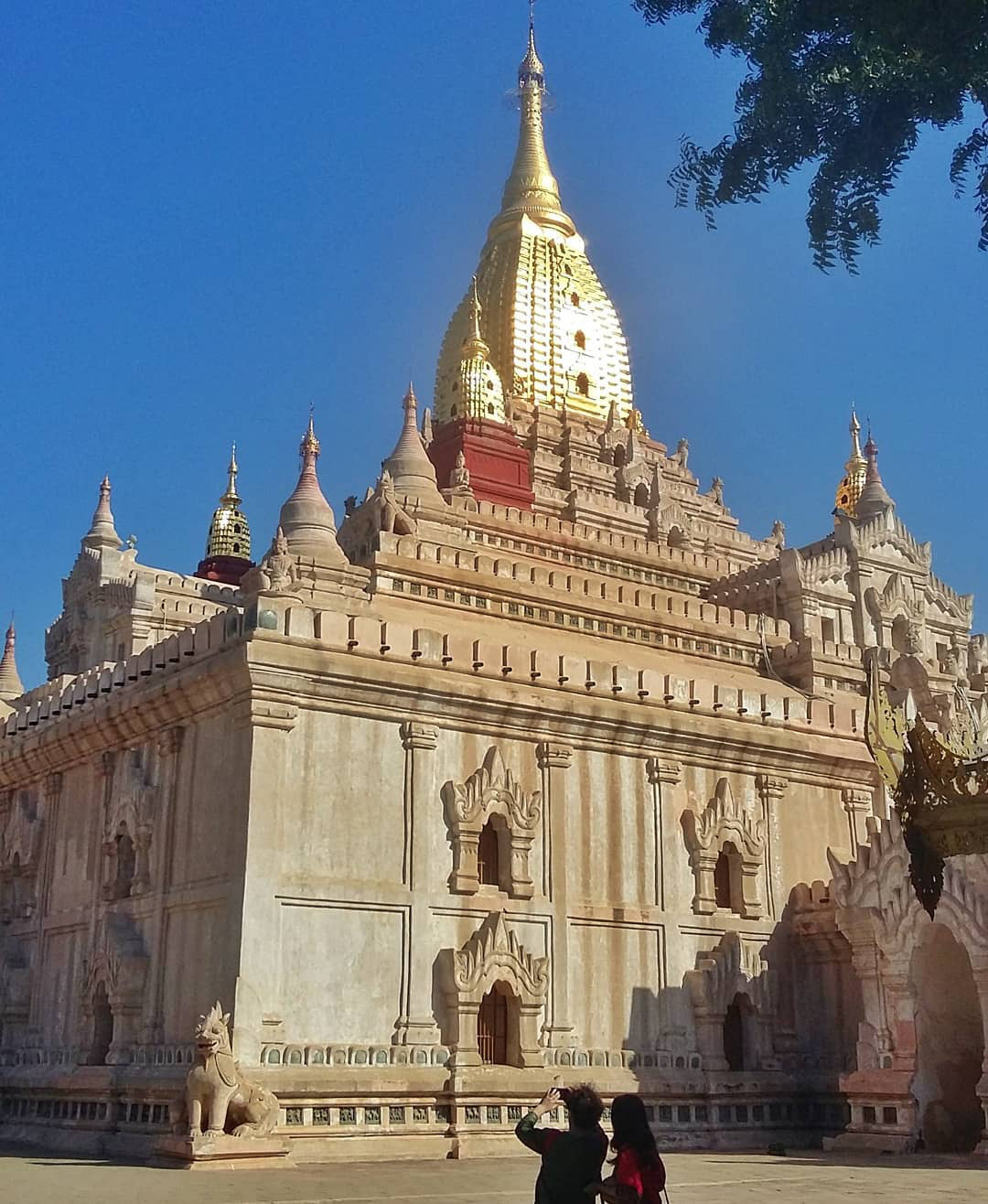 Những điều cần lưu ý khi đến thăm đền chùa ở Myanmar - Ảnh 3. Những điều cần lưu ý khi đến thăm đền chùa ở Myanmar - Ảnh 3.