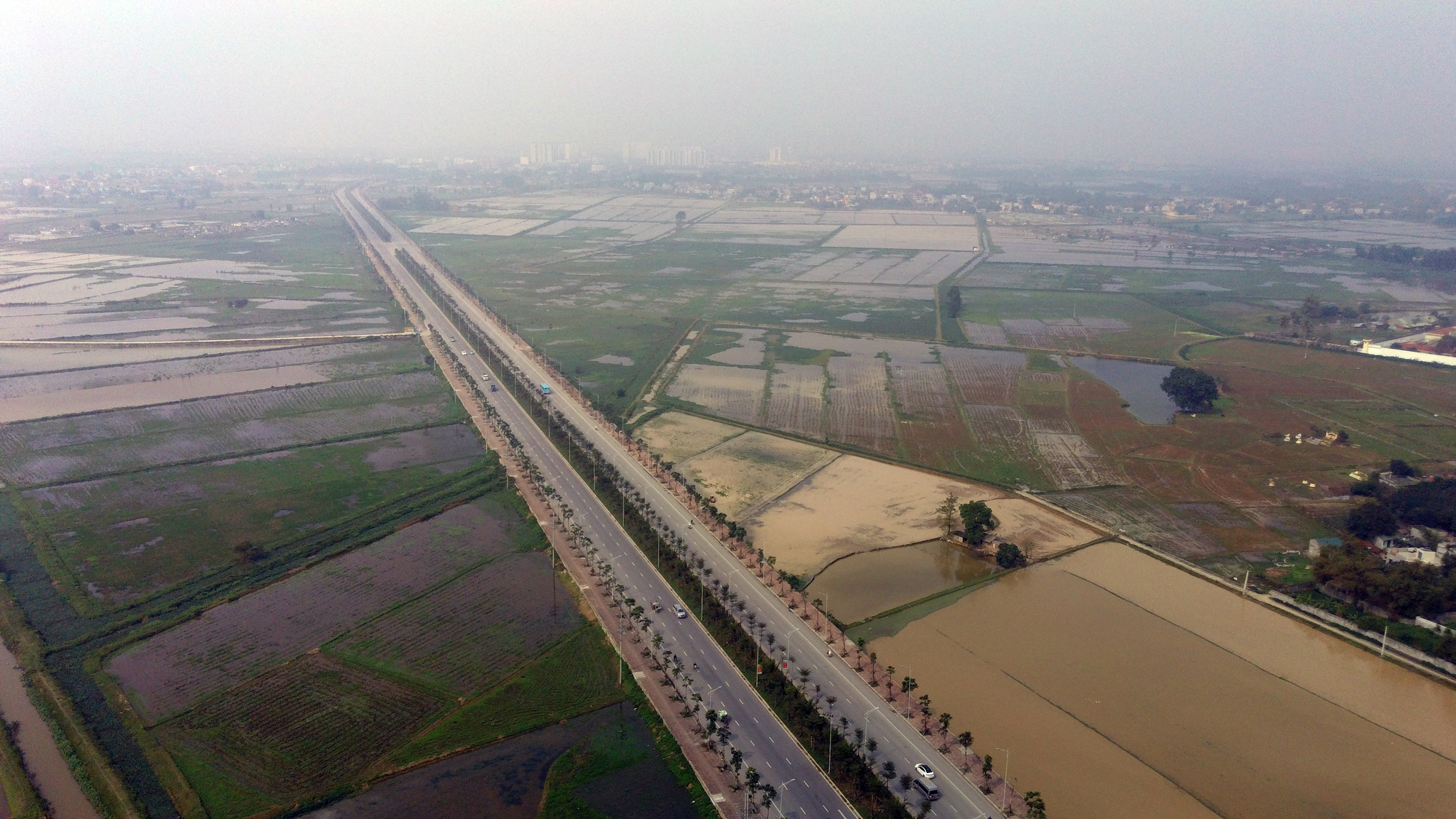Yêu cầu Bộ GTVT báo cáo vụ cao tốc Bắc - Nam bị phản ánh chậm tiến độ - Ảnh 2.