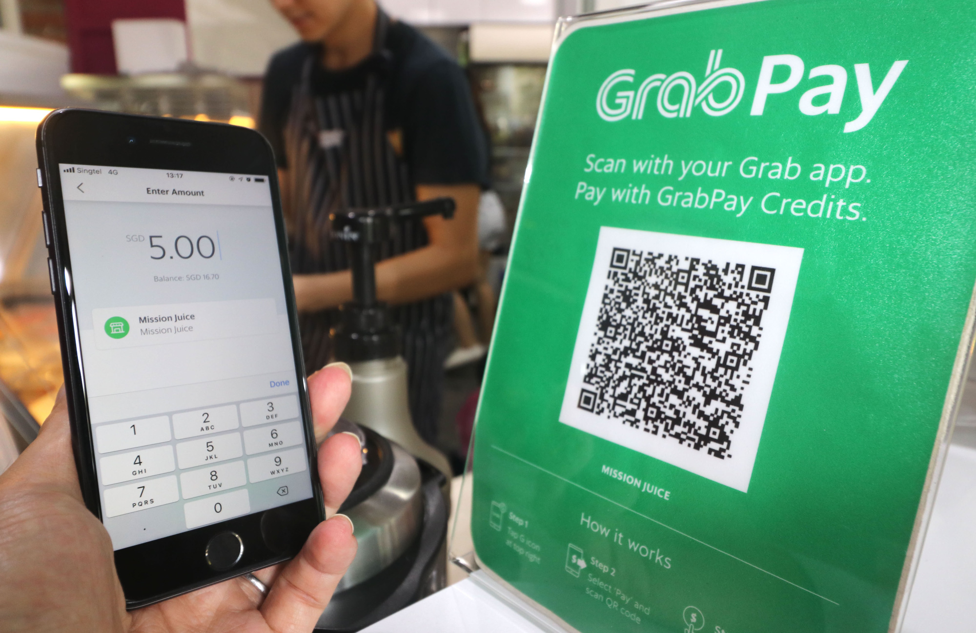 Grab nhận hơn 700 triệu USD từ ngân hàng lớn nhất Nhật Bản, nhắm vào cho vay cá nhân khắp Đông Nam Á - Ảnh 1. Grab nhận hơn 700 triệu USD từ ngân hàng lớn nhất Nhật Bản, nhắm vào cho vay cá nhân khắp Đông Nam Á - Ảnh 1.